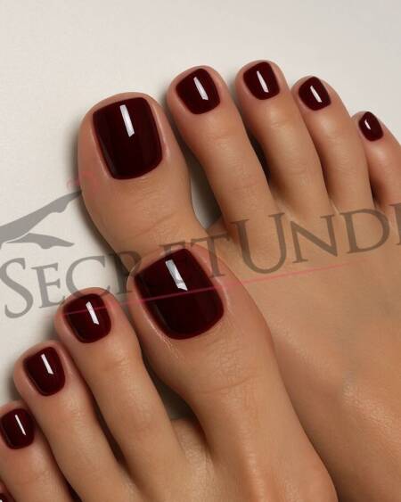 Seductive foot moments