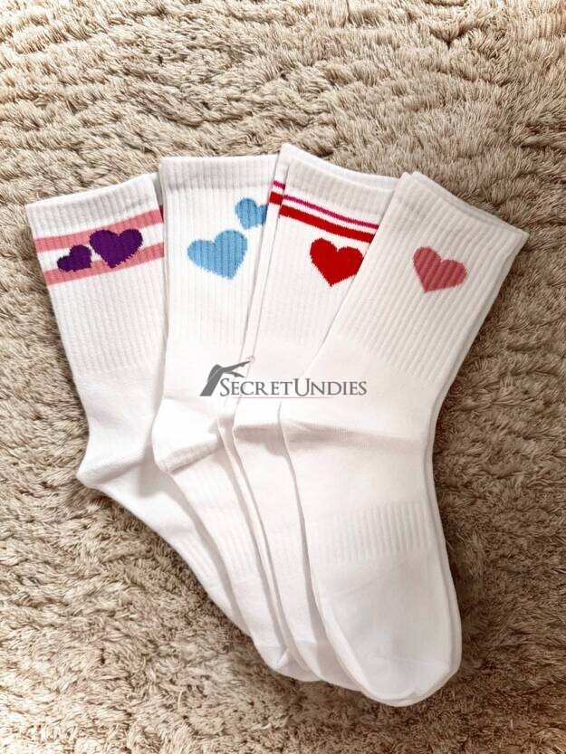 Süße Söckchen mit Herzen 1 Süße Söckchen mit Herzen