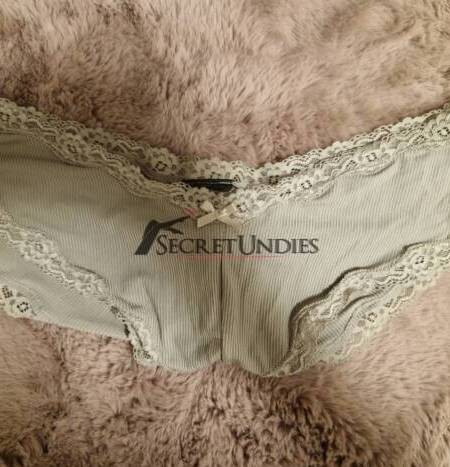 Getragenes Hösschen