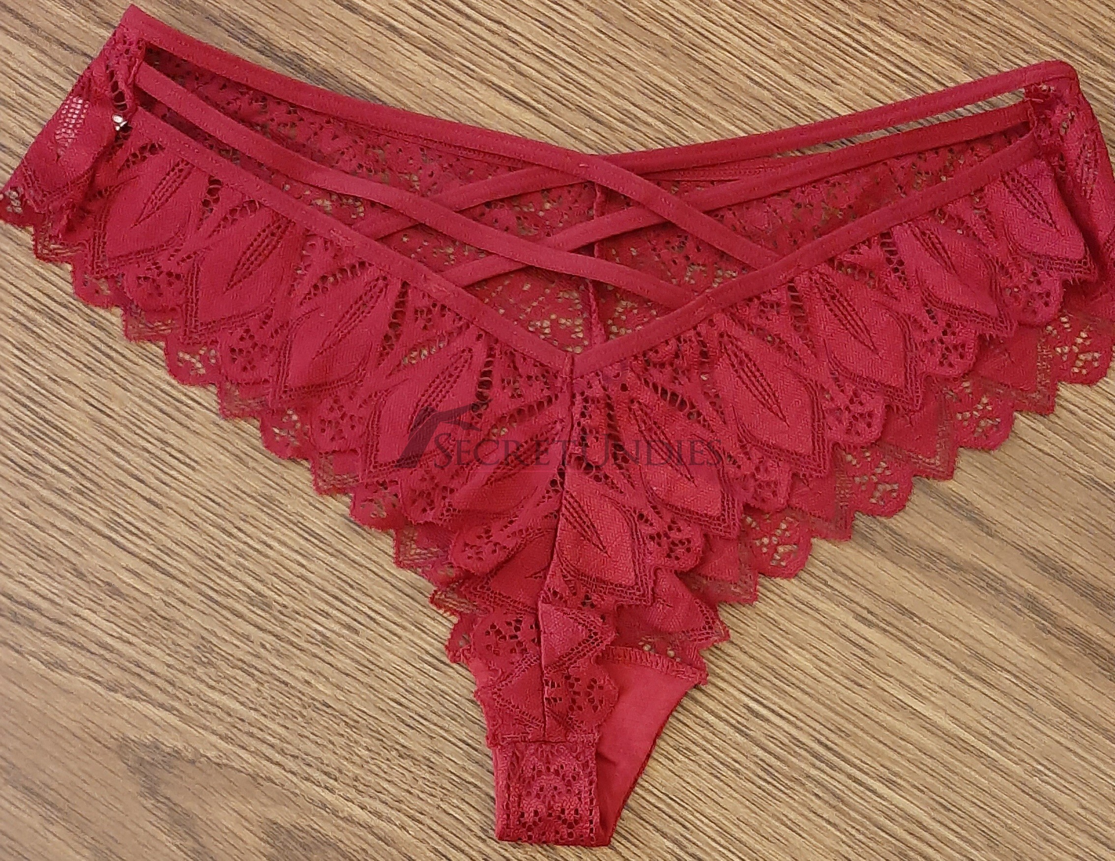 Sexy String in der Farbe Bordeaux 3 Sexy String in der Farbe Bordeaux – Bild 3