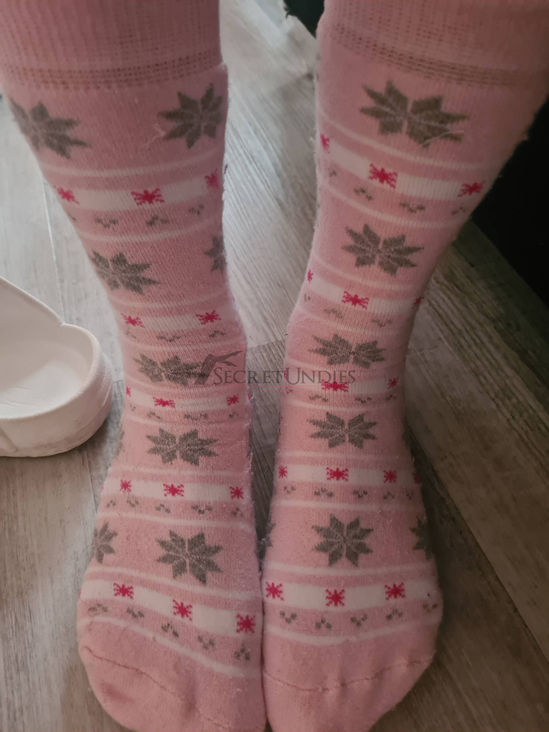 Frisch getragene Socken aus den Arbeitsalltag ,auch vielleicht einbisschen verschwitzt 1 Frisch getragene Socken aus den Arbeitsalltag ,auch vielleicht einbisschen verschwitzt – Bild 2