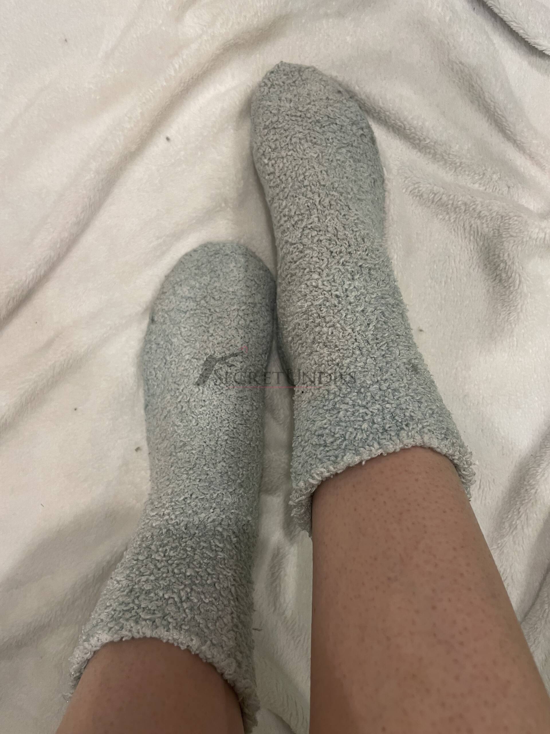 Hellblaue Wollsocken ziemlich dreckig 😜 3 Hellblaue Wollsocken ziemlich dreckig 😜 – Bild 4