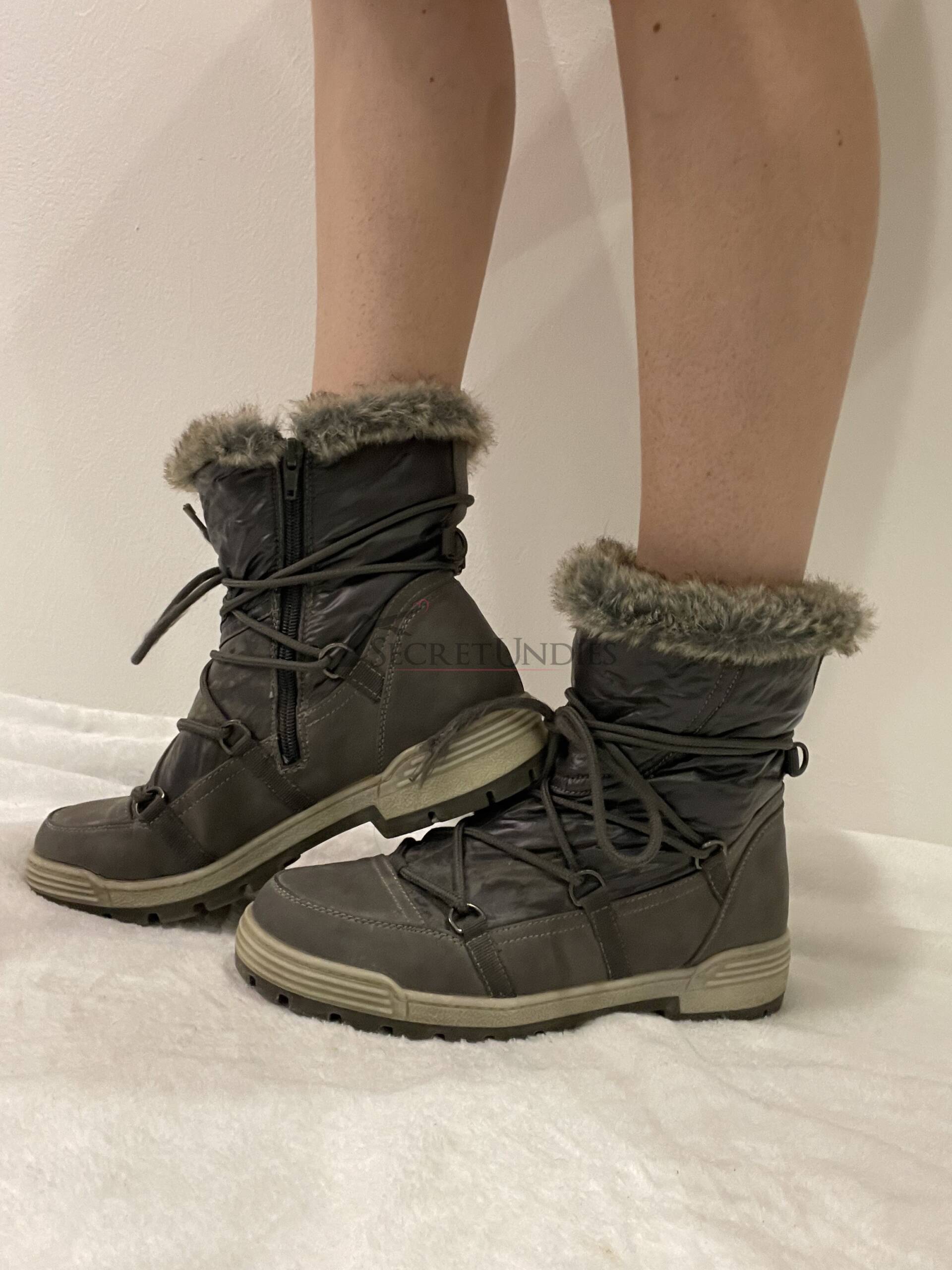 Graue Winterboots mit Schnürung 2 Graue Winterboots mit Schnürung – Bild 2