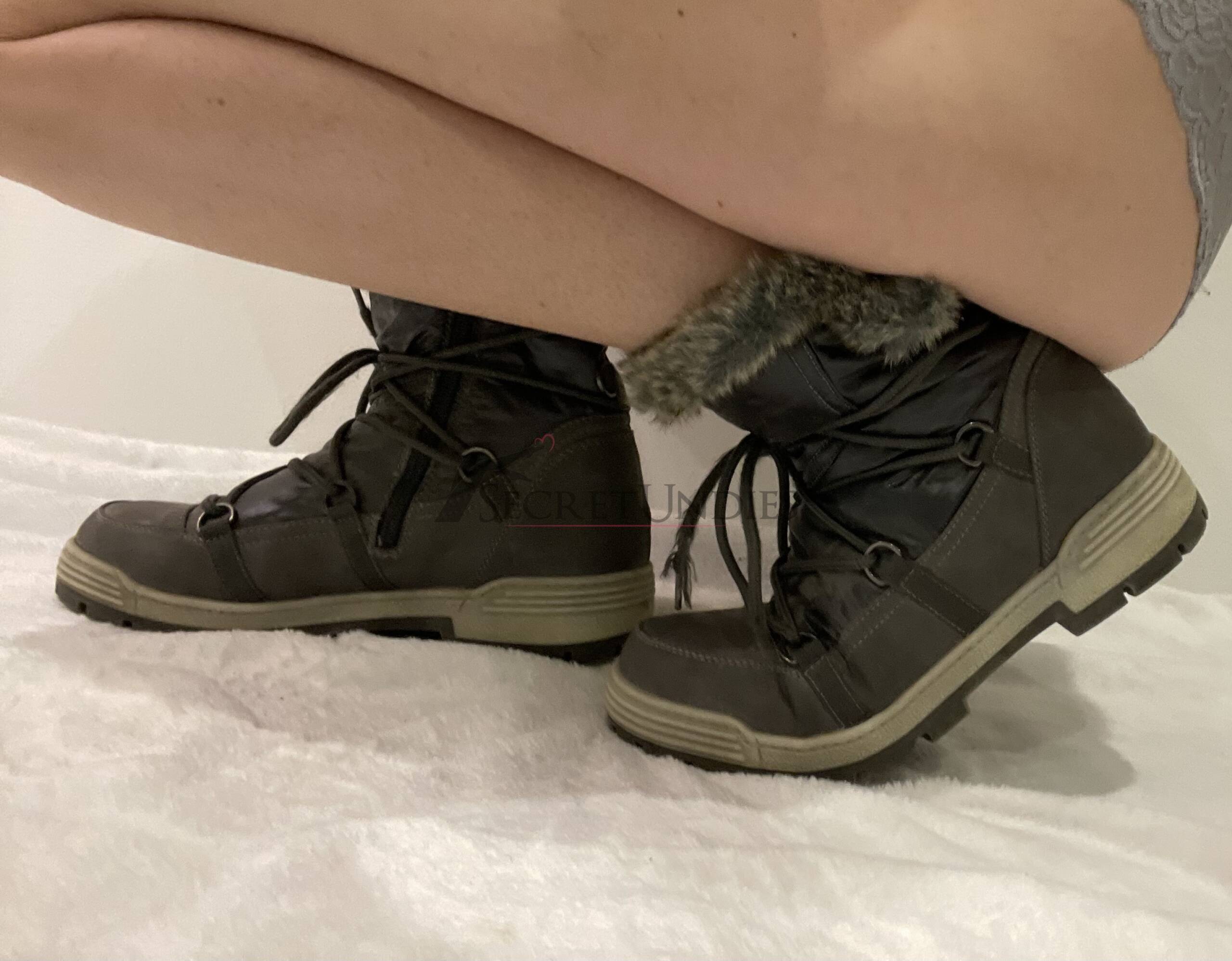 Graue Winterboots mit Schnürung 5 Graue Winterboots mit Schnürung – Bild 5