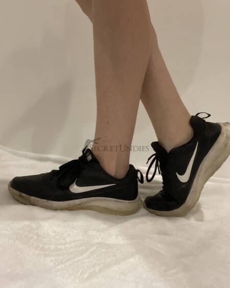 Schwarze Sportschuhe Nike