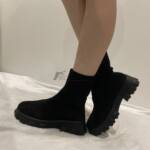 Rustikale schwarze Boots