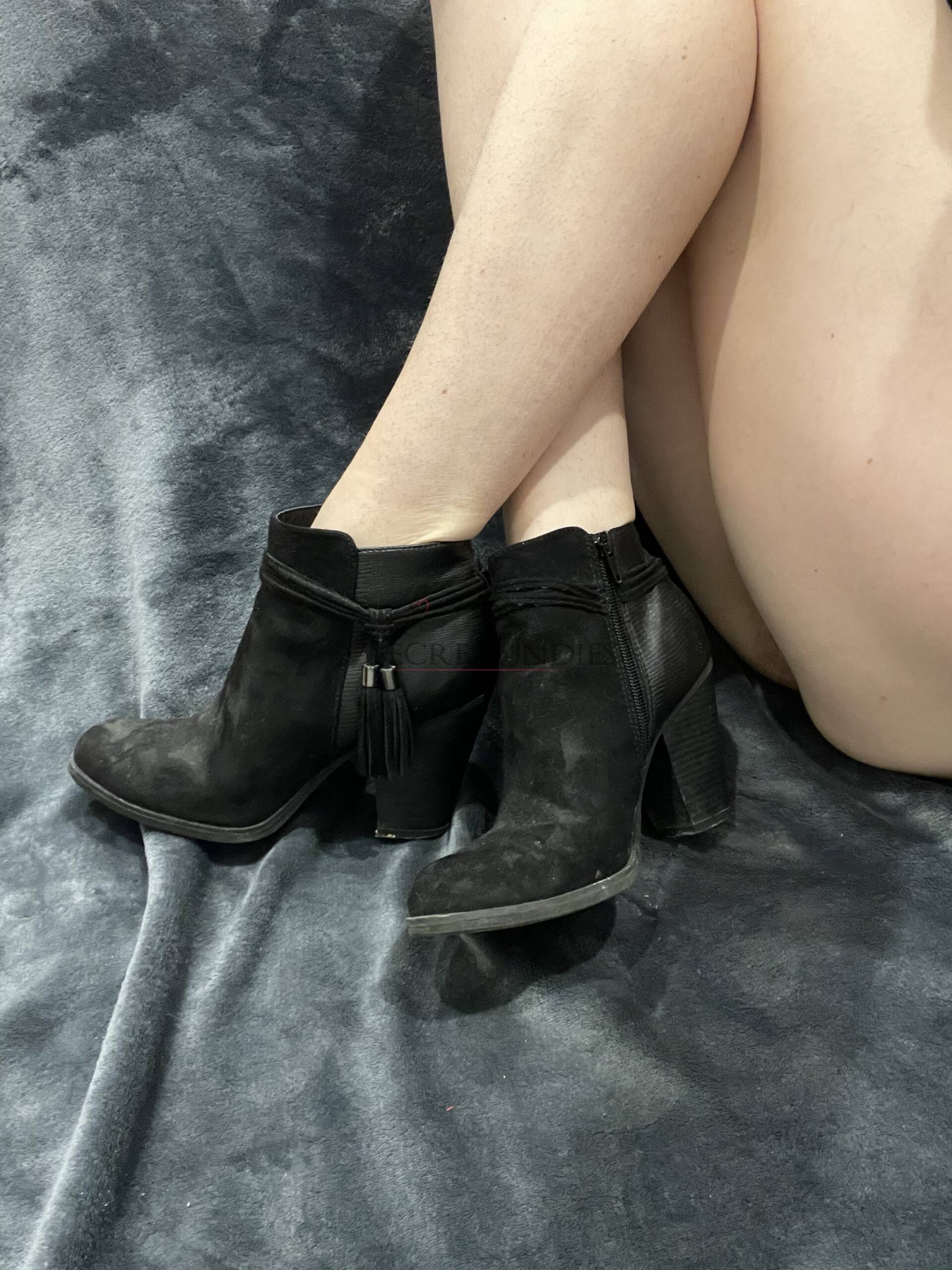 Schwarze kurze Boots 3 Schwarze kurze Boots – Bild 3