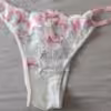 Victoria´s Secret Brasilianisches Höschen mit Pfingstrosen Stickerei
