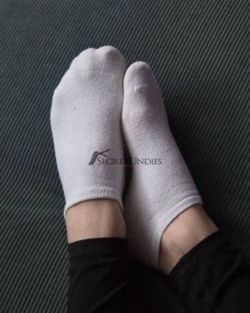 Sweet Withe Footies