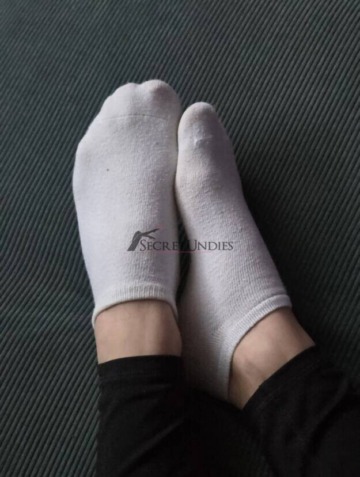Sweet Withe Footies