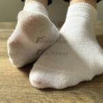 Getragene Sneaker-Socken – weich, nah und authentisch