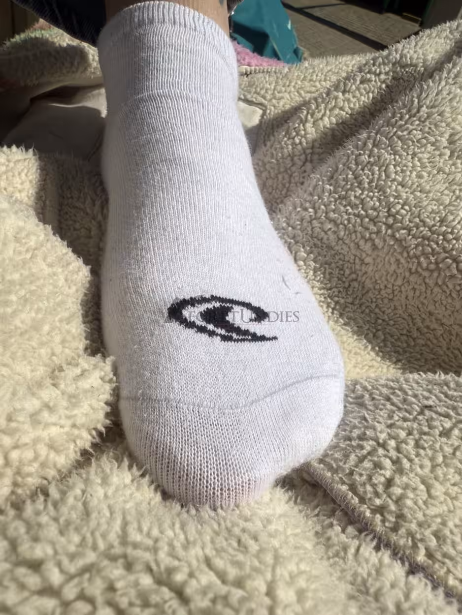 Getragene Socken 1 Getragene Socken – Bild 2