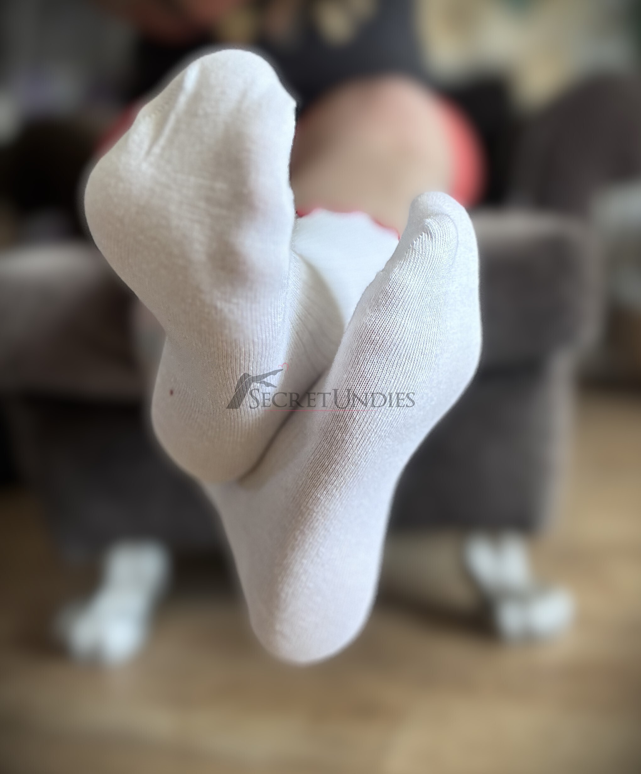 Weiße Socken mit Herz 1 Weiße Socken mit Herz – Bild 2
