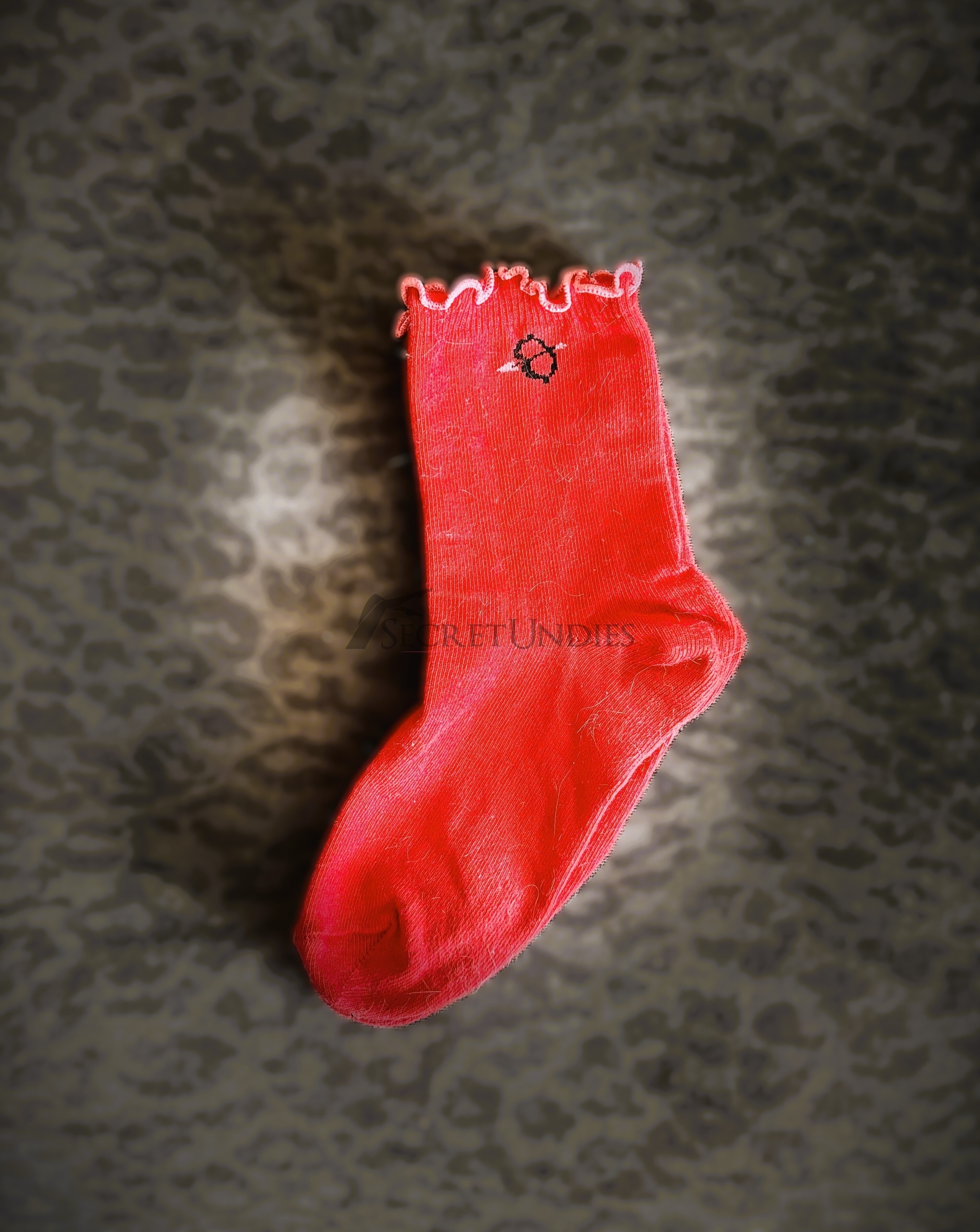 Rote Statement Socken 24h getragen 2 Rote Statement Socken 24h getragen – Bild 3