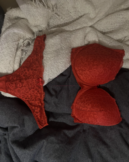 rotes spitzen-set-tanga-BH