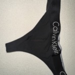 Schwarzer Calvin klein String -2 Tage getragen 4 Schwarzer Calvin klein String -2 Tage getragen