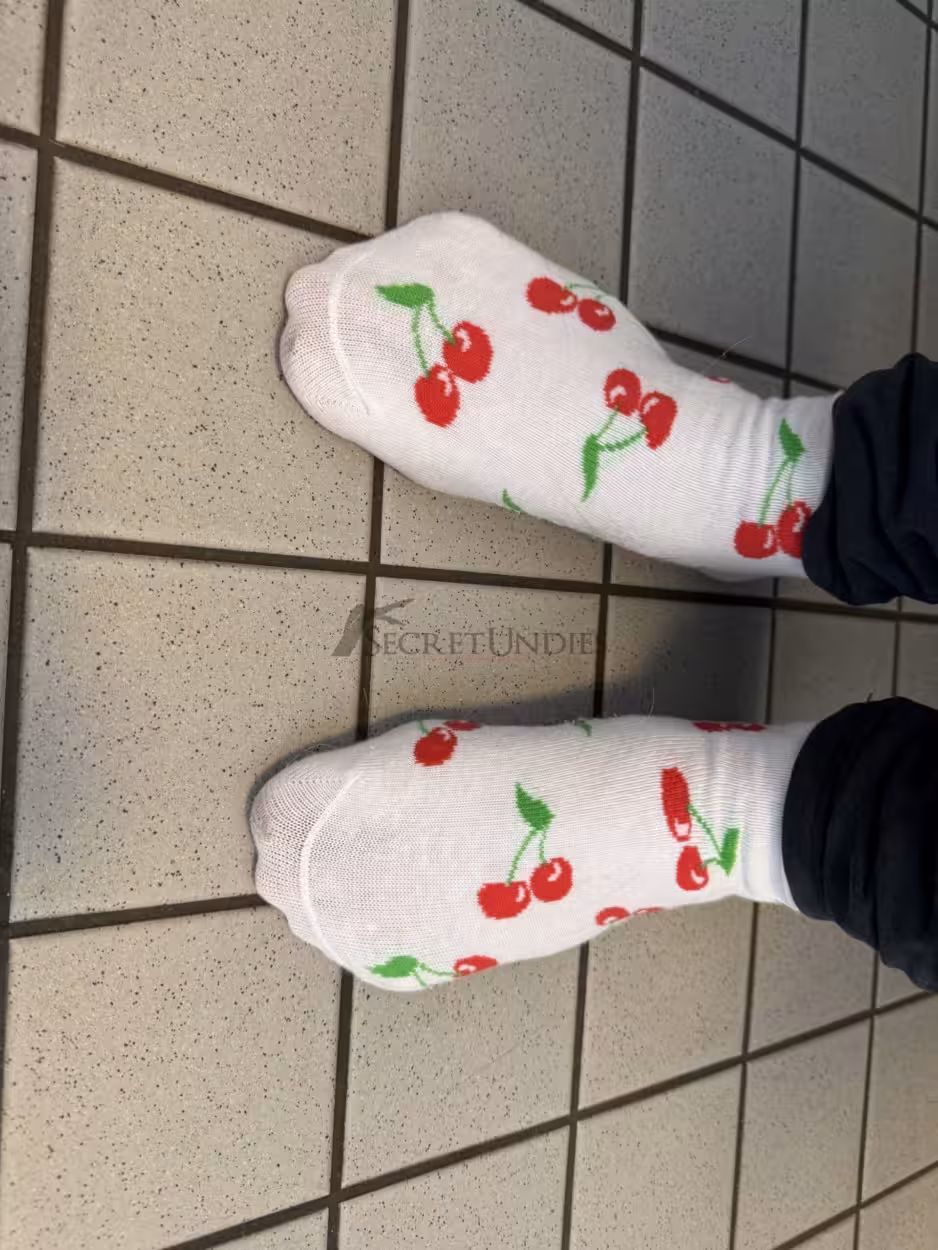 Sneaker Kirschen – Bild 3
