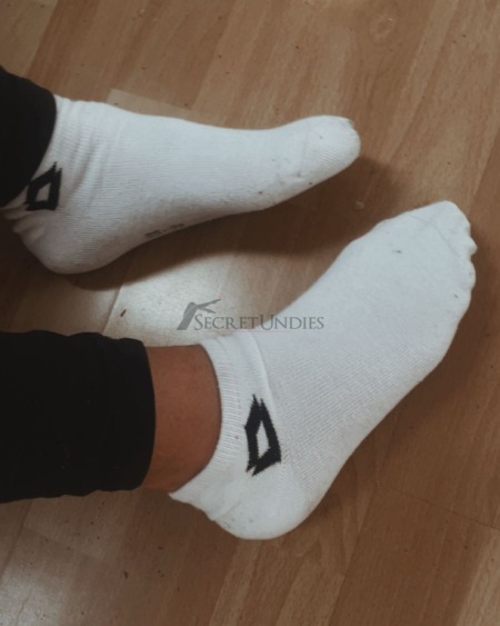 Socken 👉 Not meant for everyone...