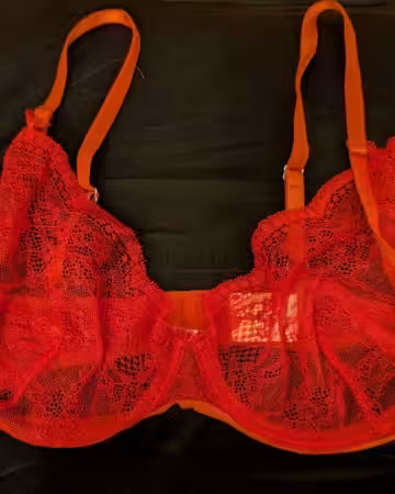 Kategorie getragene Jeans & Hosen kaufen 13 Roter eleganter BH