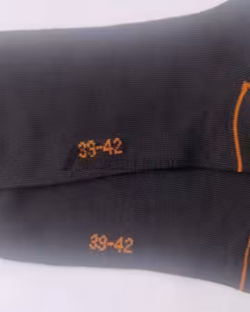 Kategorie getragene Jeans & Hosen kaufen 25 Sneaker schwarz