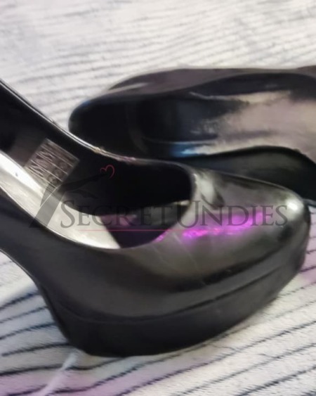 Schwarze High Heels – intensiv getragen & individuell möglich