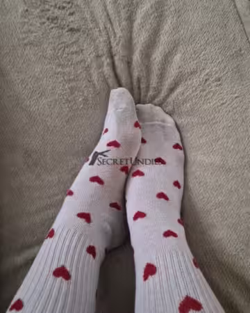 Kategorie getragene Jeans & Hosen kaufen 33 Socken mit herz