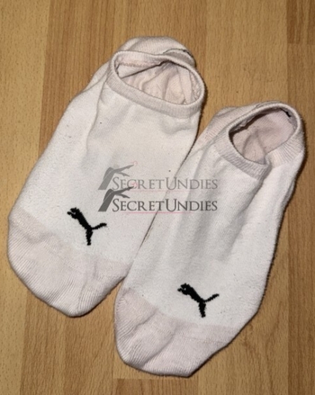 Getragene Sneakersocken