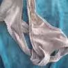 Grau- blauer Tanga, 2 Tage getragen