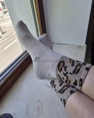 Kategorie Getragene Strümpfe kaufen: Authentische Produkte 35 Verschwitzte Leo-Socken