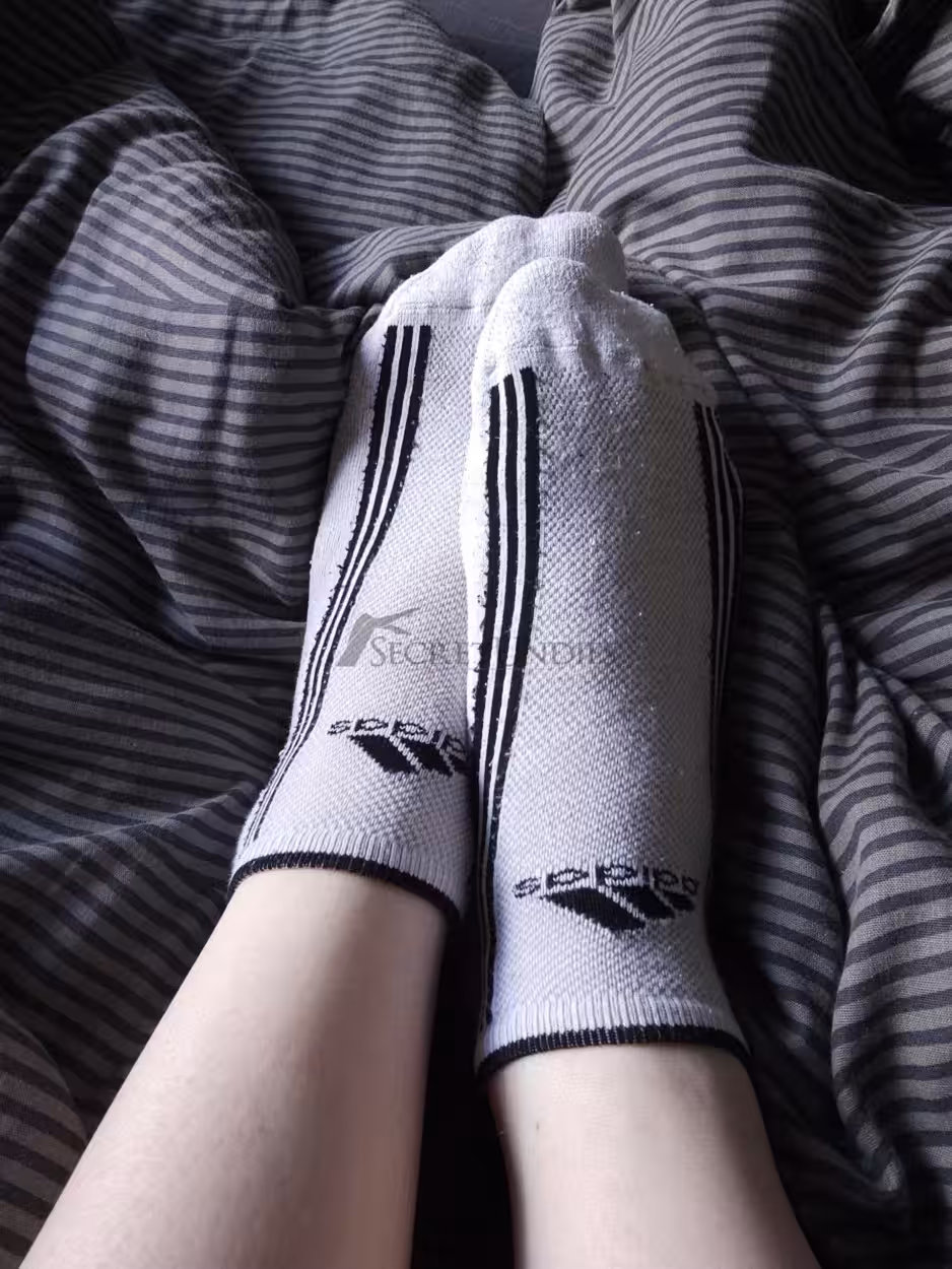 getragene Socken – Bild 4