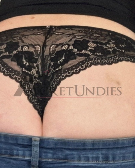 Sexy schwarzes Spitzenhöschen- für Dich veredelt