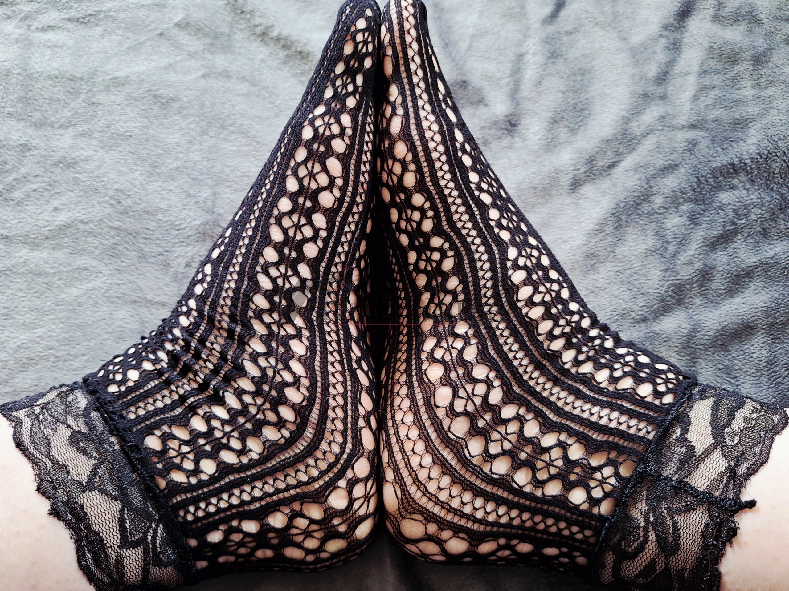 Sexy schwarze Netzstrümpfe mit Spitze- nach deinen Wünschen veredelt ♡ 3 Sexy schwarze Netzstrümpfe mit Spitze- nach deinen Wünschen veredelt ♡ – Bild 3