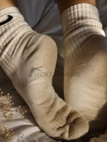 Getragen Socken -bin den ganzen Tag auf den Beinen unterwegs