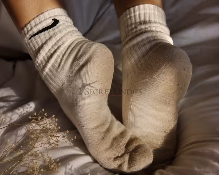 Getragen Socken -bin den ganzen Tag auf den Beinen unterwegs