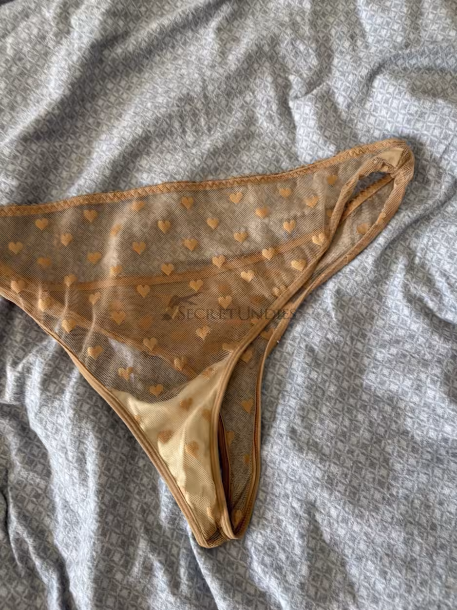 Tanga aus Spitze mit Herzen – Bild 2