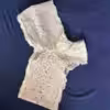 Weisses Pantie aus Spitze, 24h