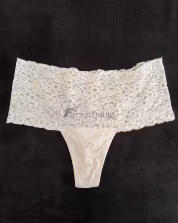 Kategorie getragene Jeans & Hosen kaufen 23 Tanga, elfenbein, Spitze