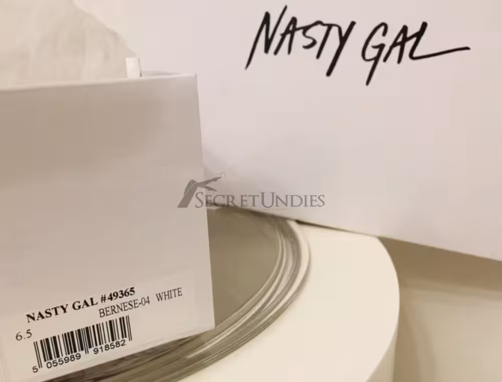Nasty Gal Heel, Peep Toes, Plateau, weiß, schwarz – Bild 9