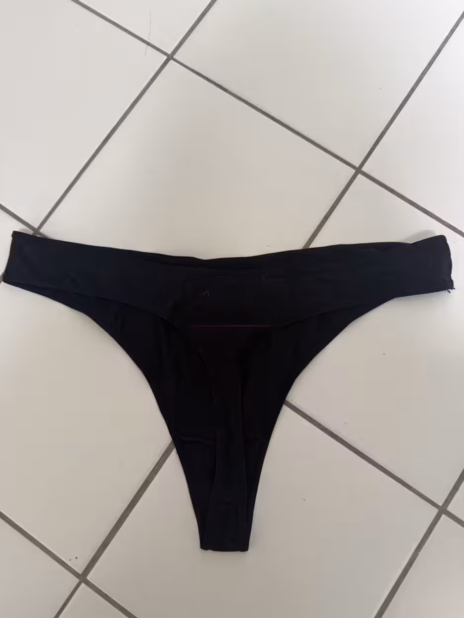 Eleganter Schwarzer Tanga – Bild 2