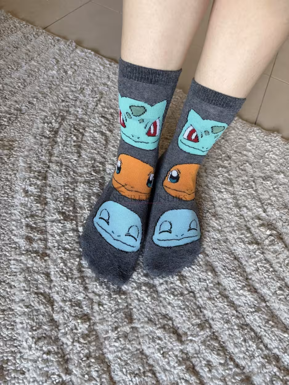 Meine Süßen Pokémon Socken, 2 Tage getragen – Bild 2