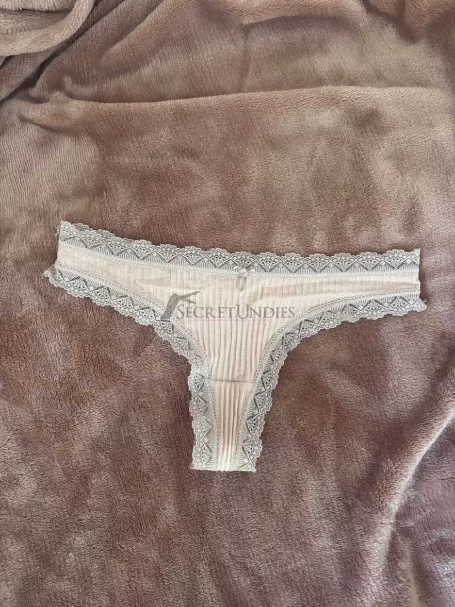 Rosa Spitzen-tanga gr. S -2 Tage getragen – Bild 3