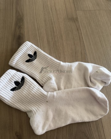 Getragene Adidas Socken