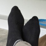 Schwarze Socken. 1 Tag lang getragen
