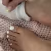 Frisch ausgezogen: Weiße Sneaker-Socken direkt von meinen Füßen 🤍🧦
