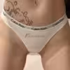 weißer Tanga
