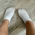 Used Sneakersocken - sehr intensiv riechend | 39-42 Damen | 2 Tage getragen | stark verschwitzt & kaputt getragen 6 Used Sneakersocken - sehr intensiv riechend | 39-42 Damen | 2 Tage getragen | stark verschwitzt & kaputt getragen