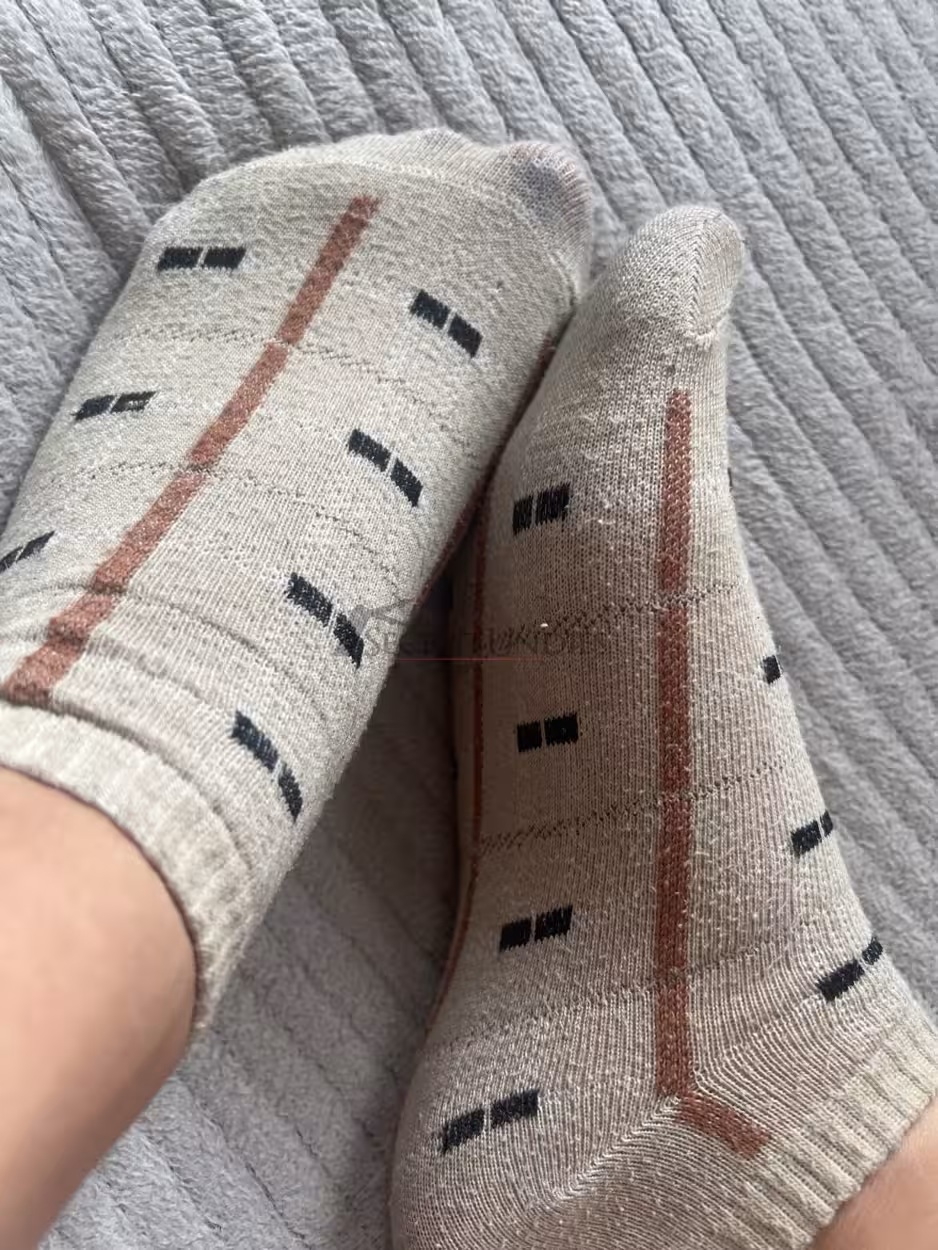 Getragene Socken – Bild 2