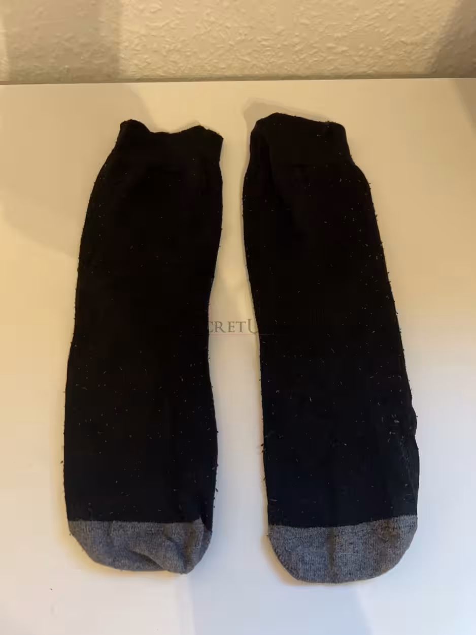 Verschieden farbige Socken - mind. 2 Tage getragen – Bild 2