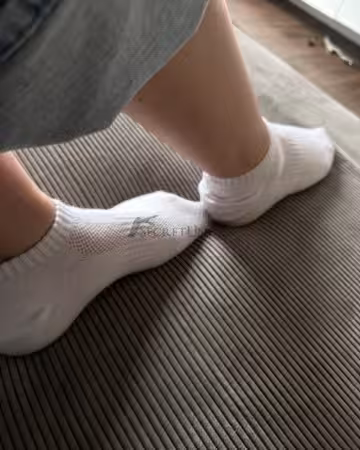 Kategorie getragene Jeans & Hosen kaufen 15 Weiße Snocks Söckchen