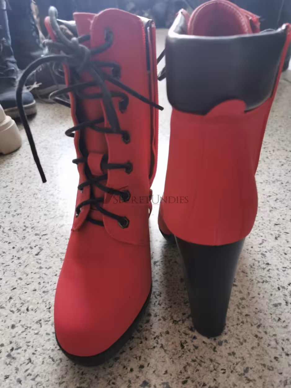 Rote Stiefel – Bild 2